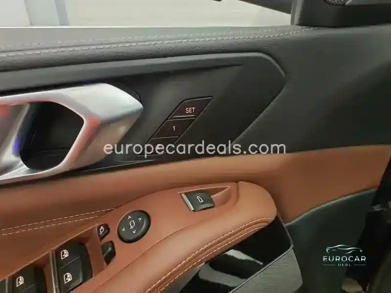 BMW X5 M50