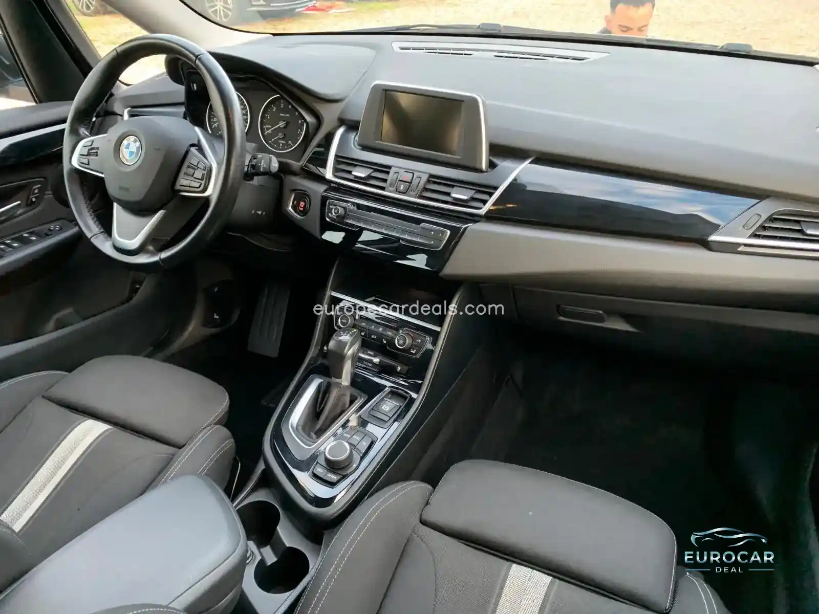 BMW 218