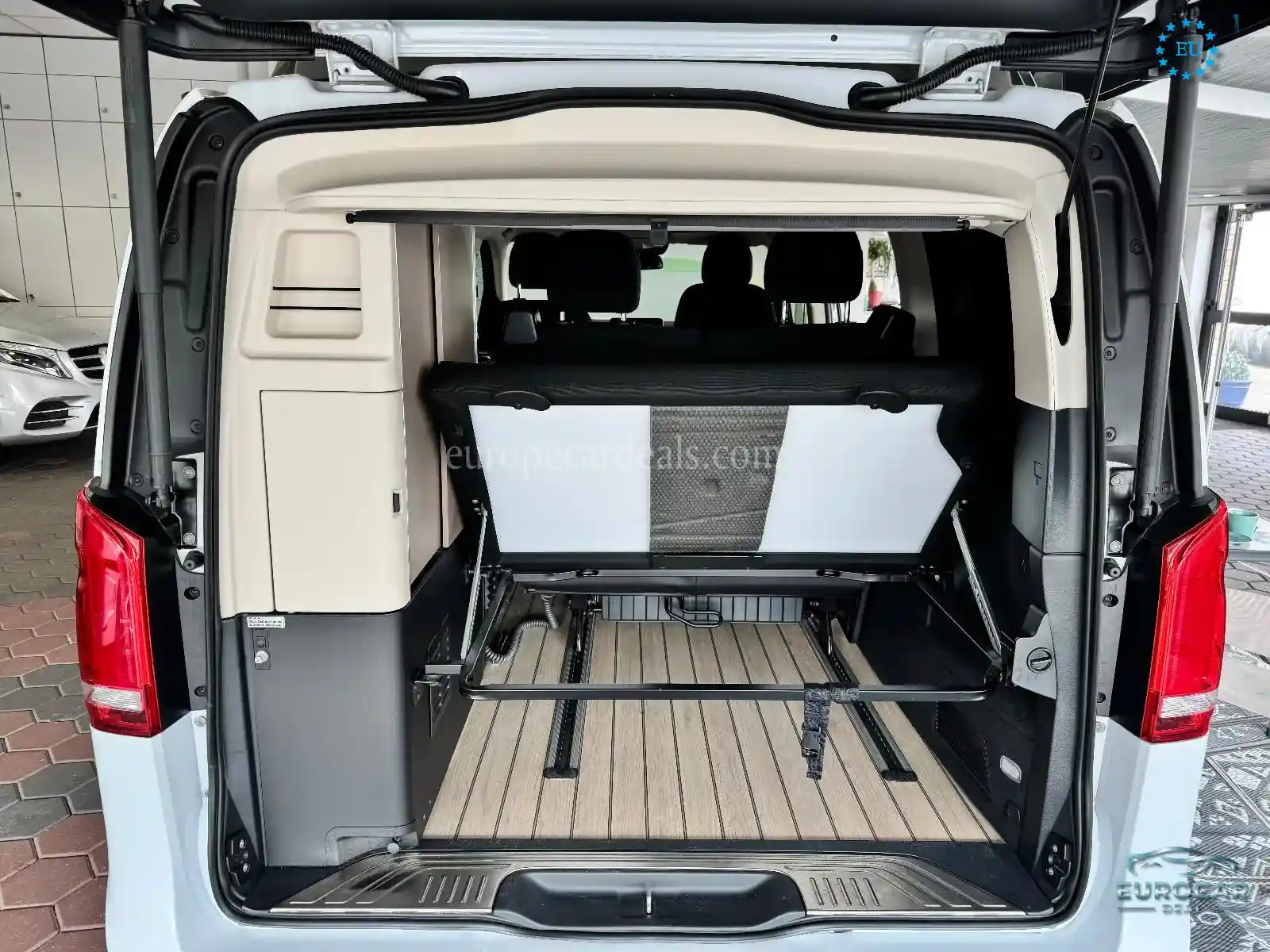 Mercedes-Benz V 250