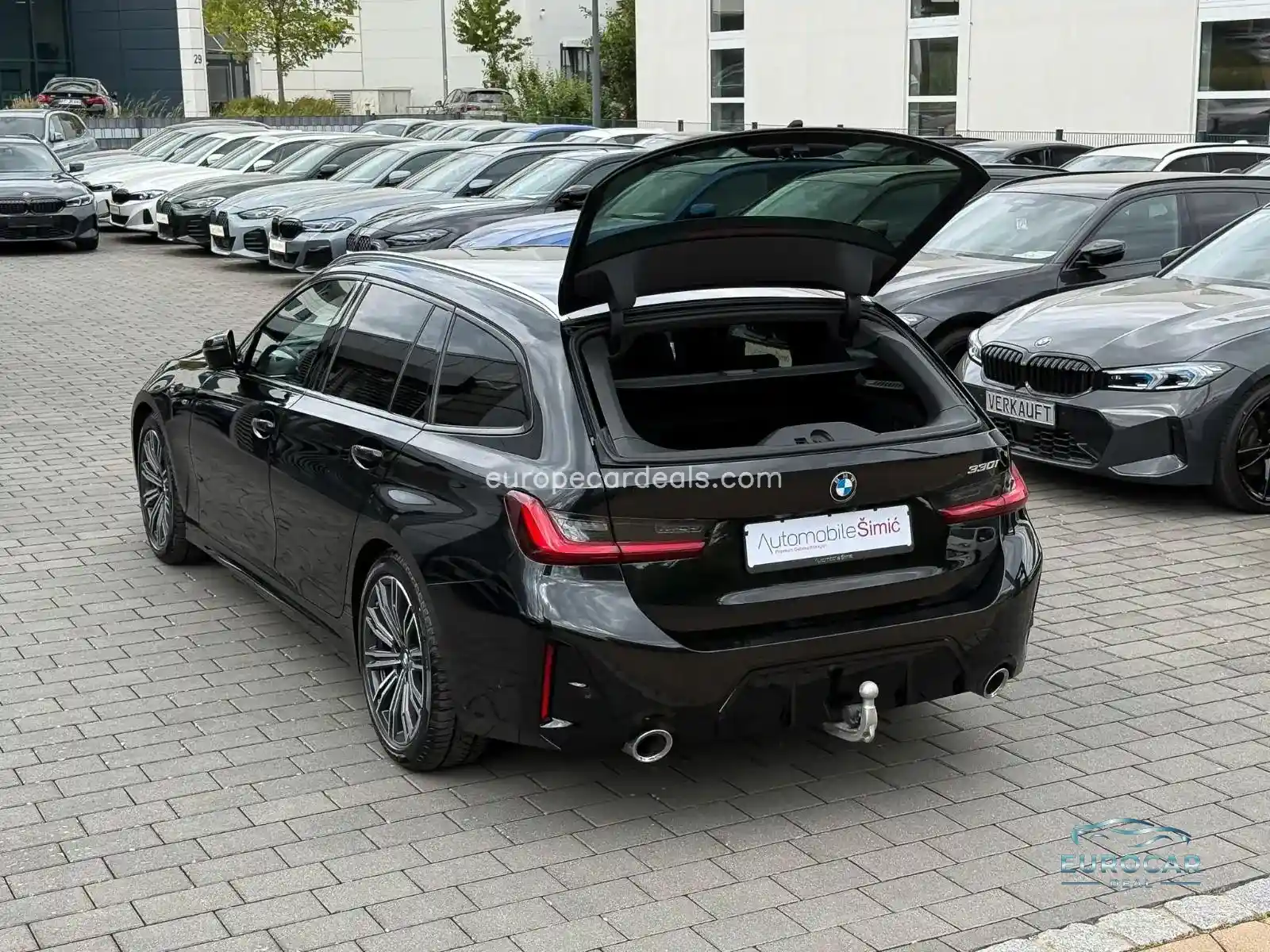BMW 330