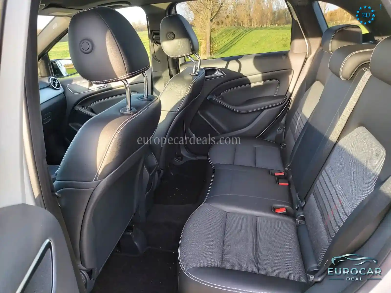 Mercedes-Benz B 180