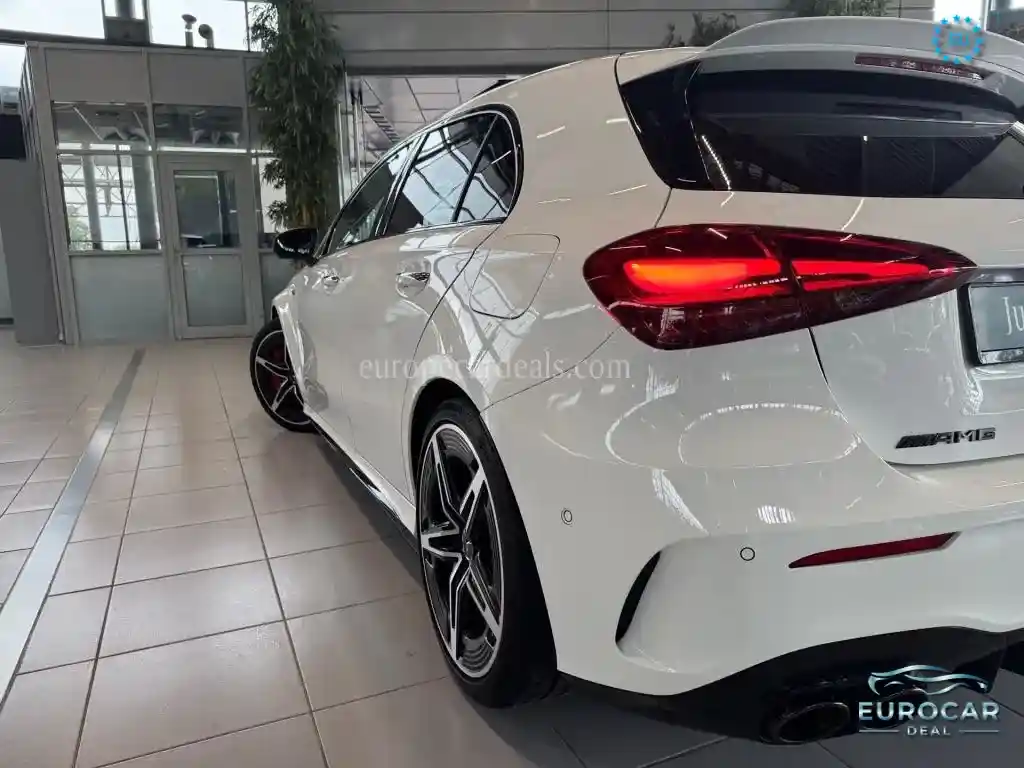 Mercedes-Benz A 45 AMG