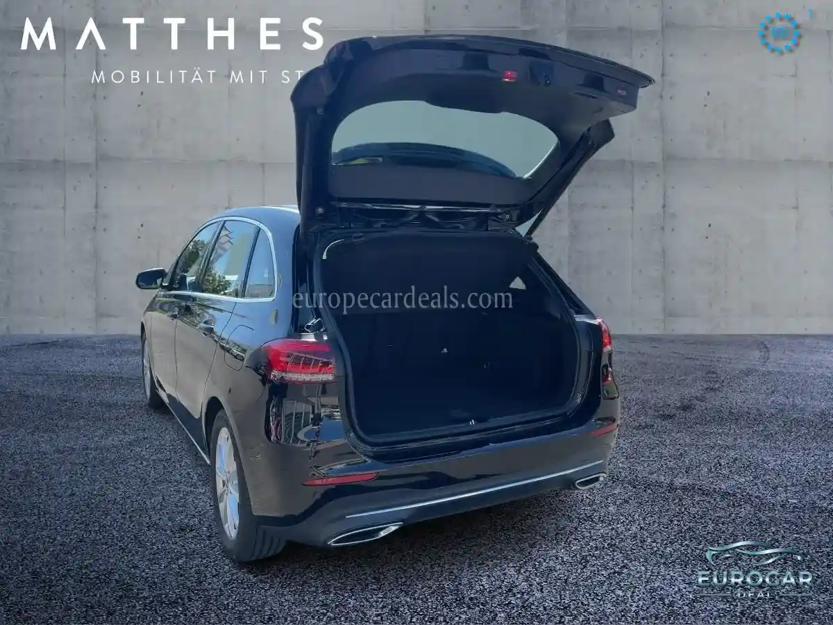 Mercedes-Benz B 200