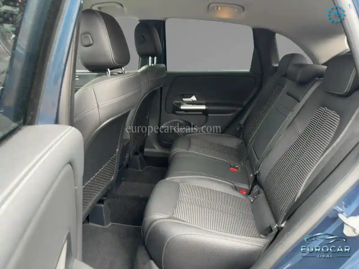 Mercedes-Benz B 220