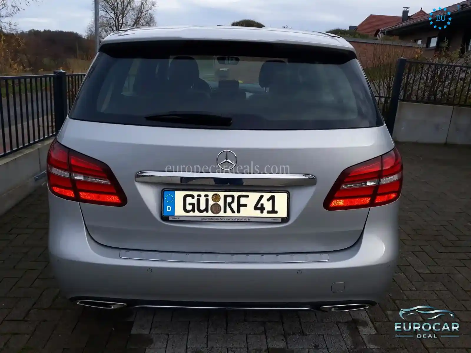 Mercedes-Benz B 200