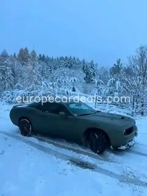 Dodge Challenger