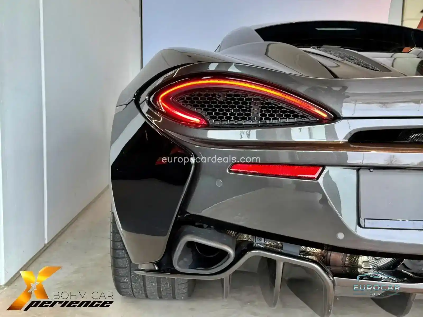 McLaren 570S