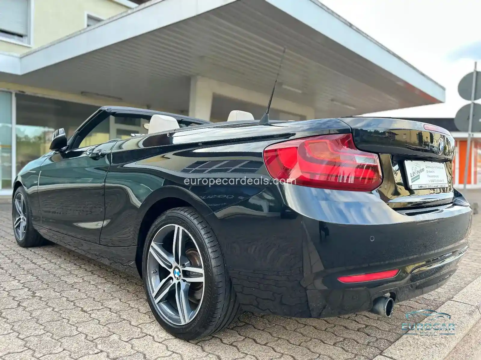 BMW 218