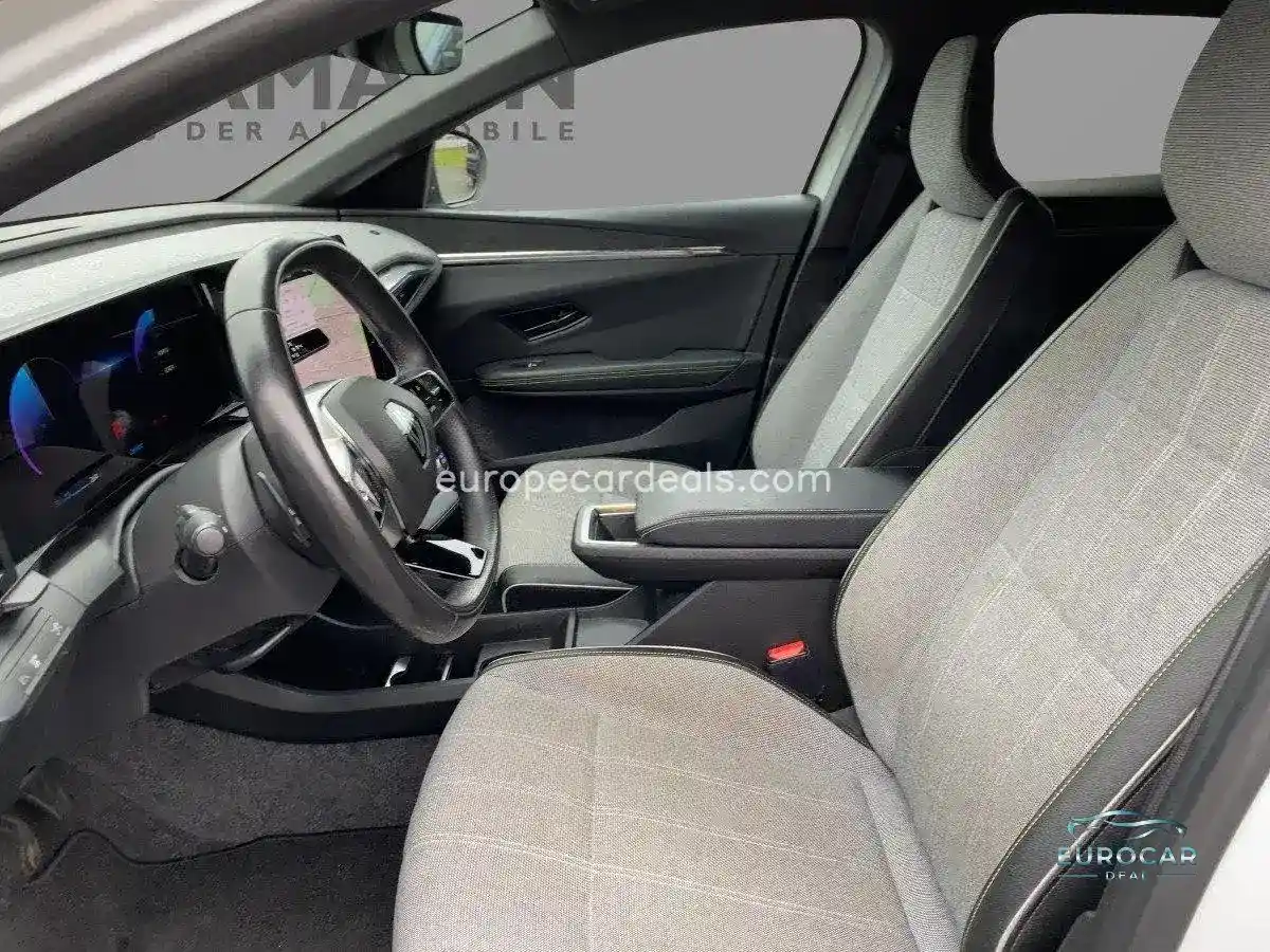 Renault Megane E-TECH