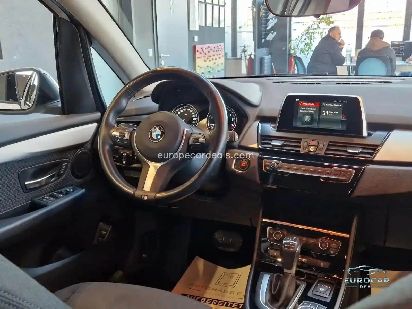 BMW 225