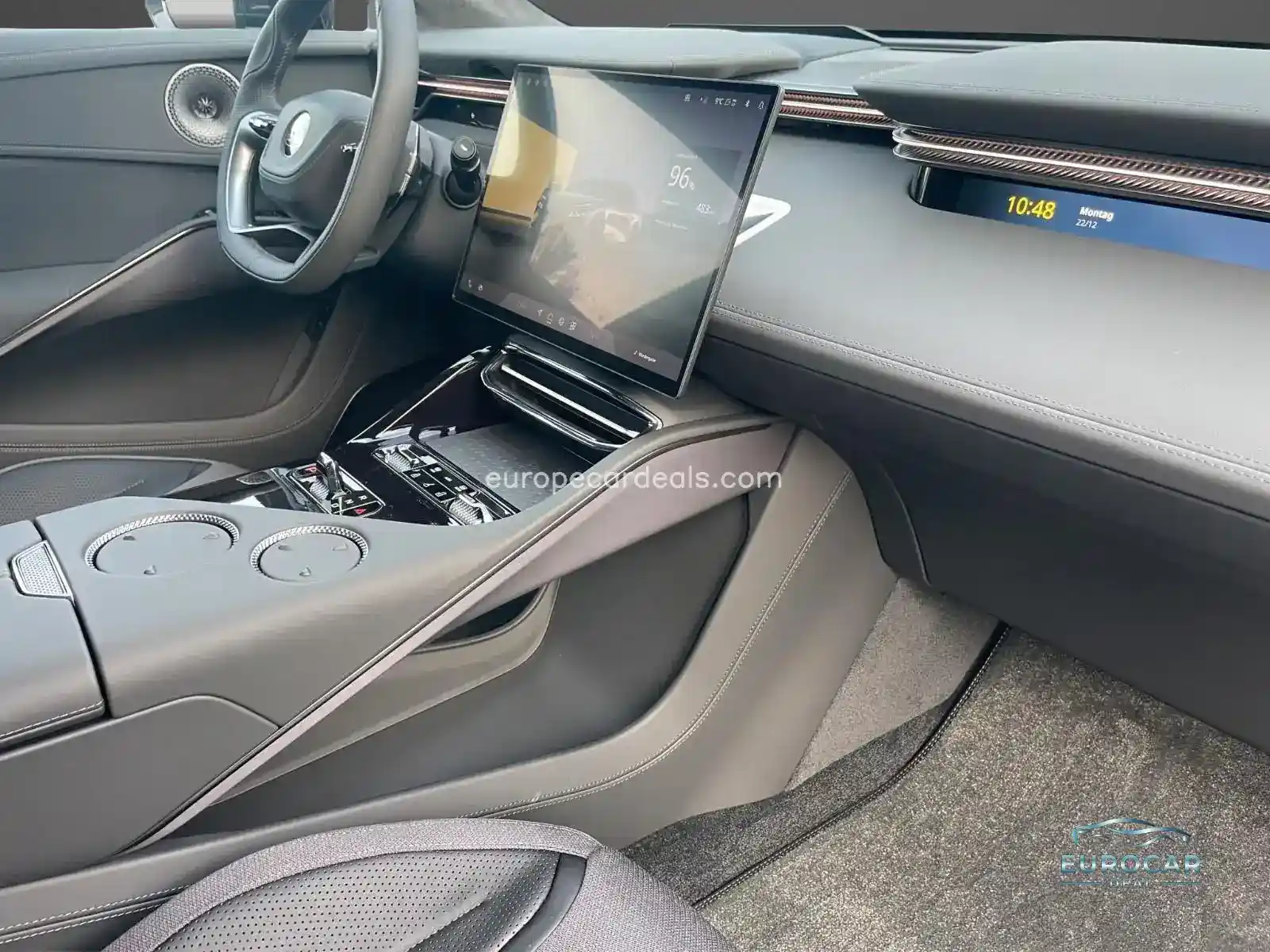 Lotus Eletre