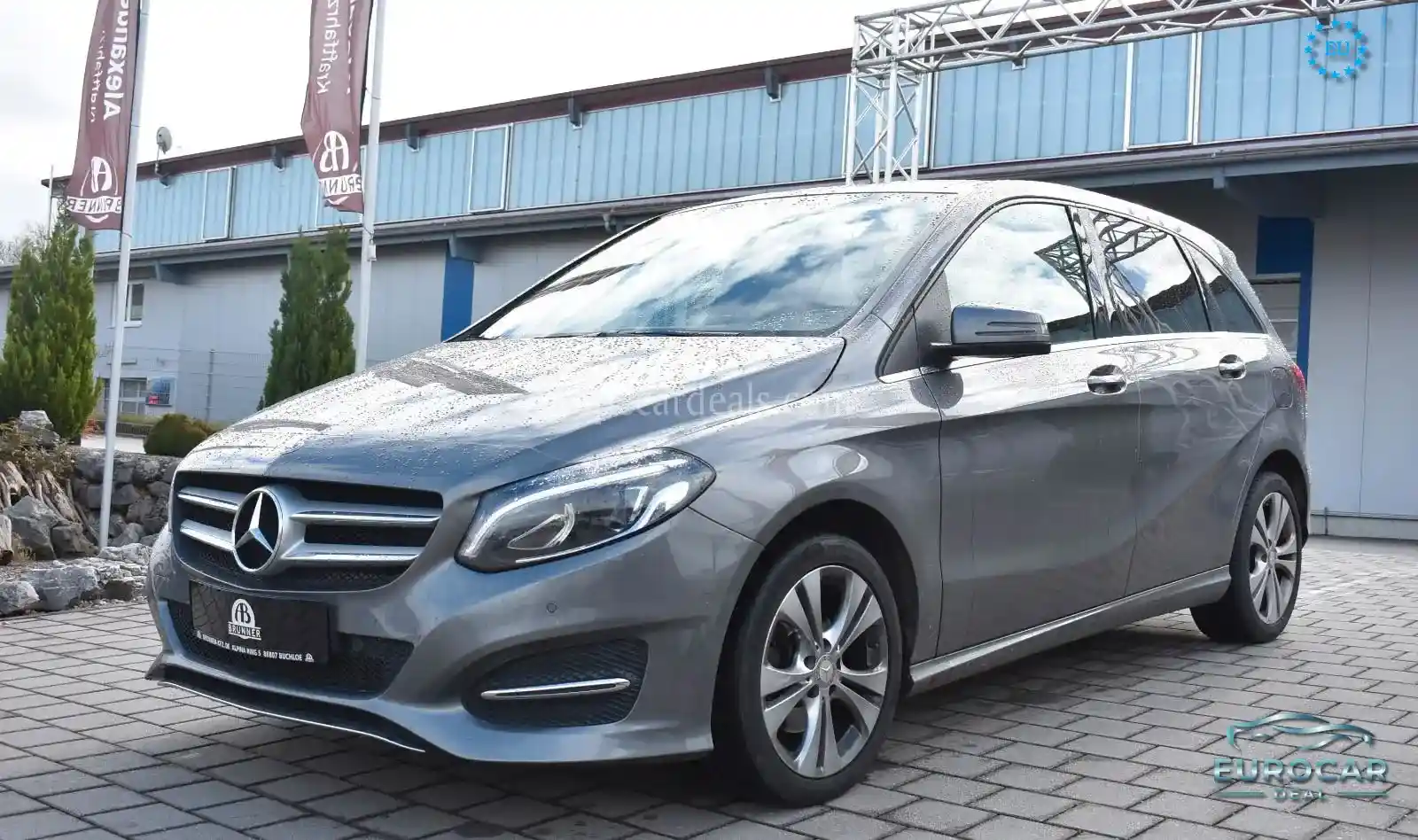 Mercedes-Benz B 200