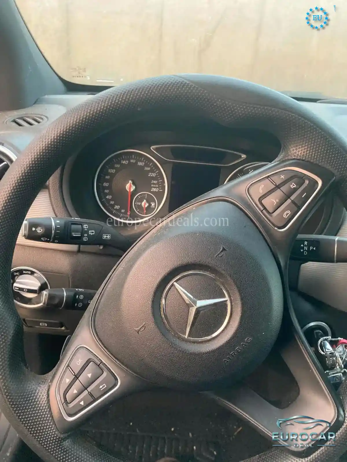 Mercedes-Benz B 200