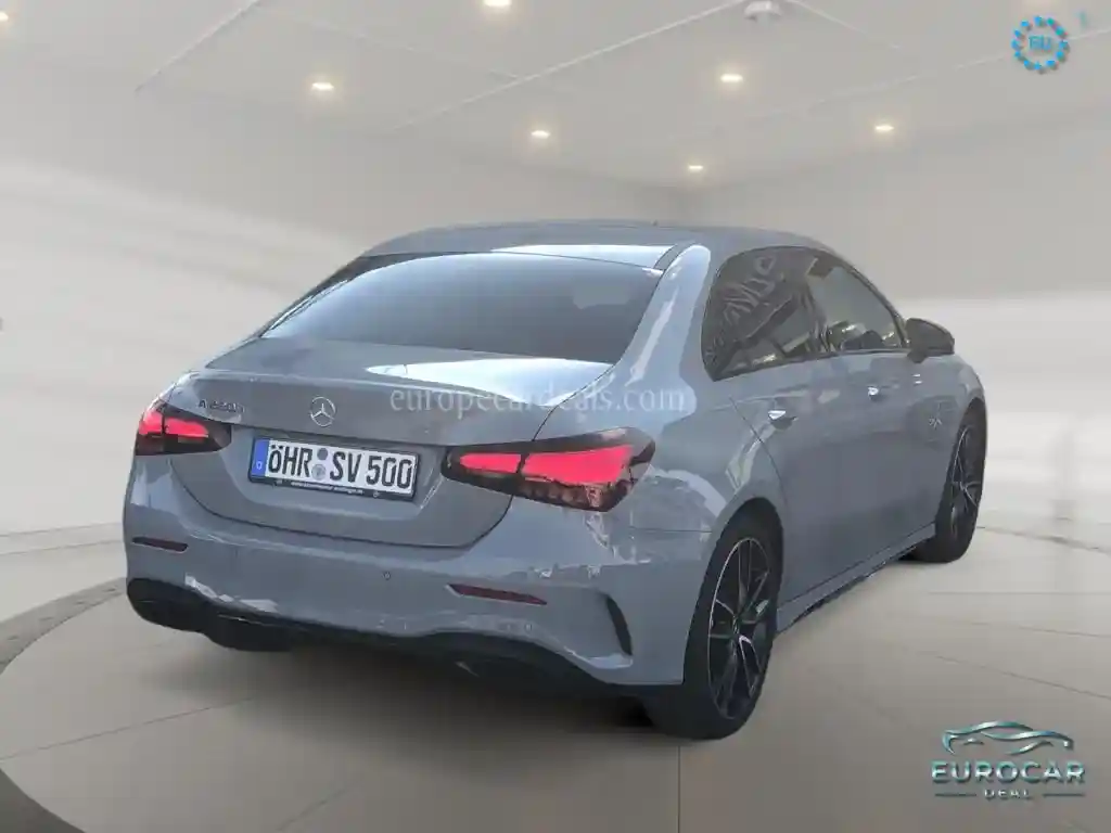 Mercedes-Benz A 220