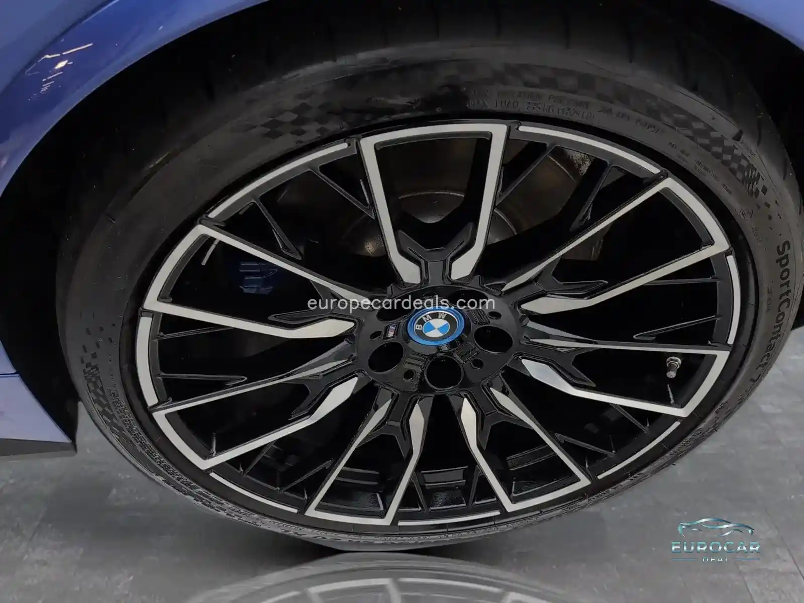BMW i4