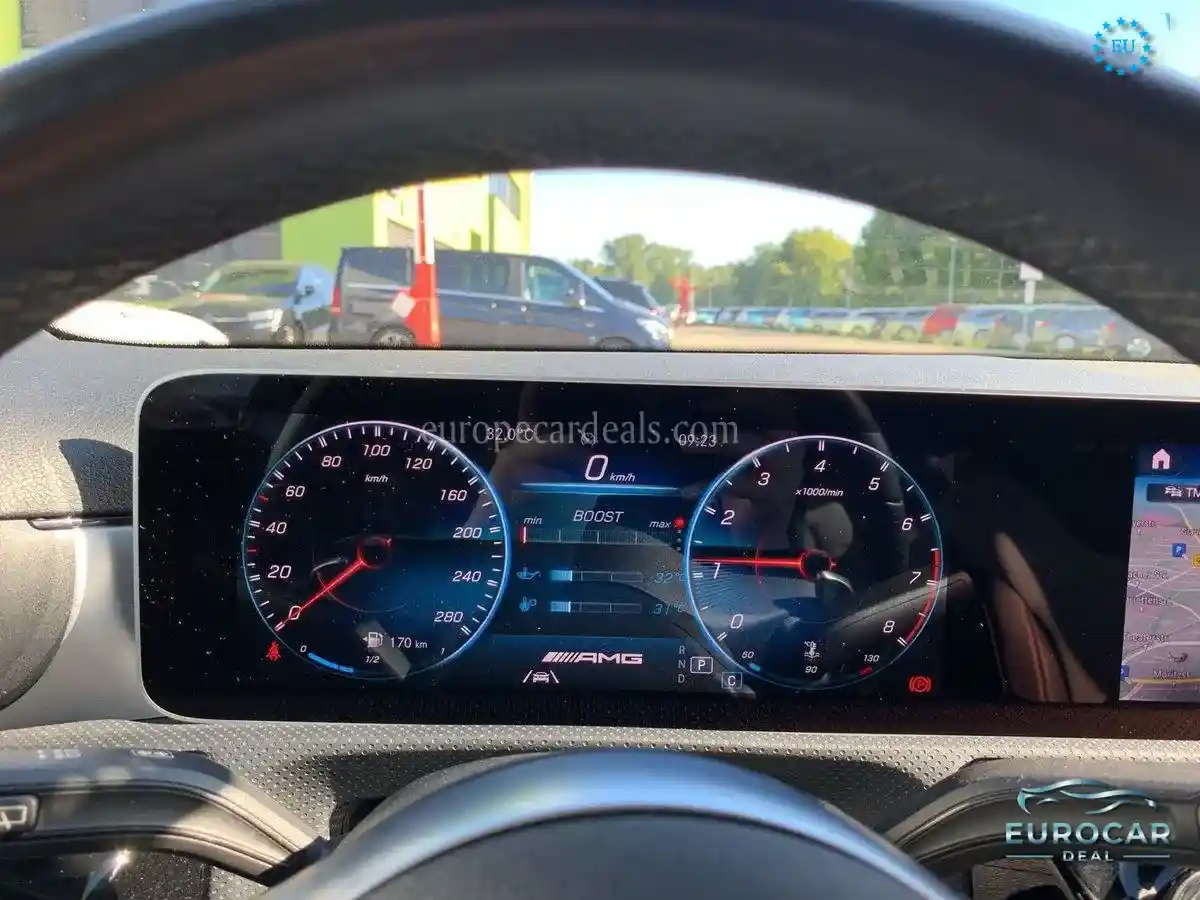 Mercedes-Benz A 35 AMG