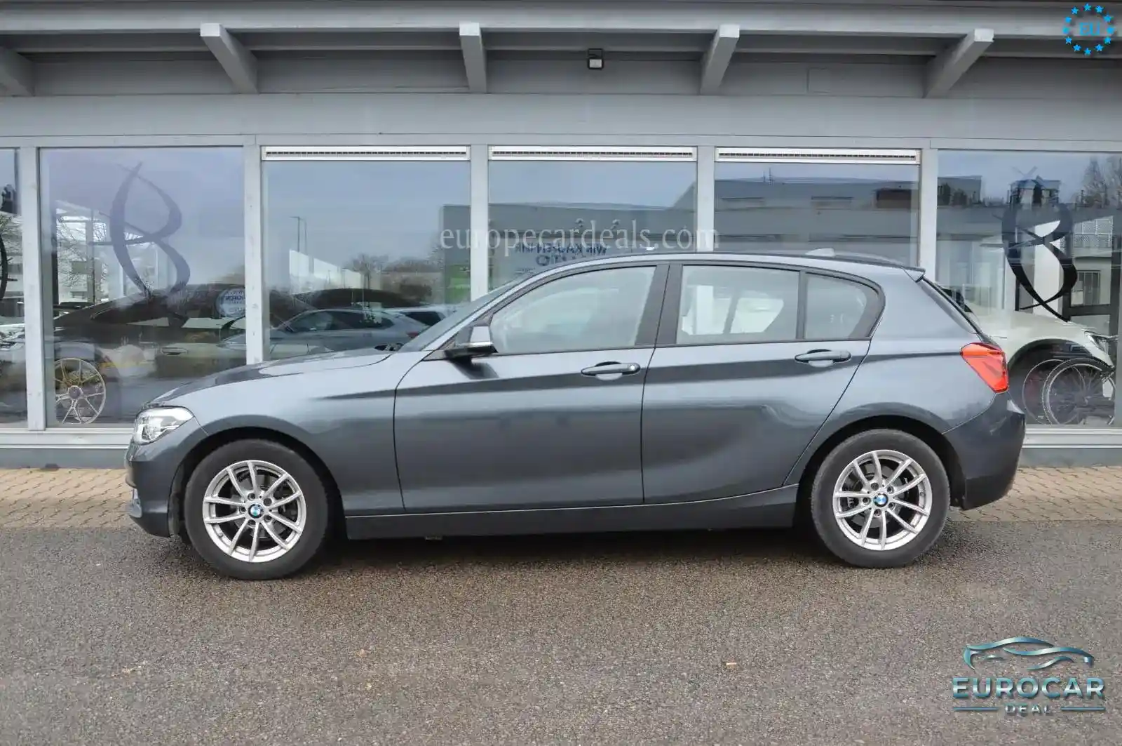 BMW 118