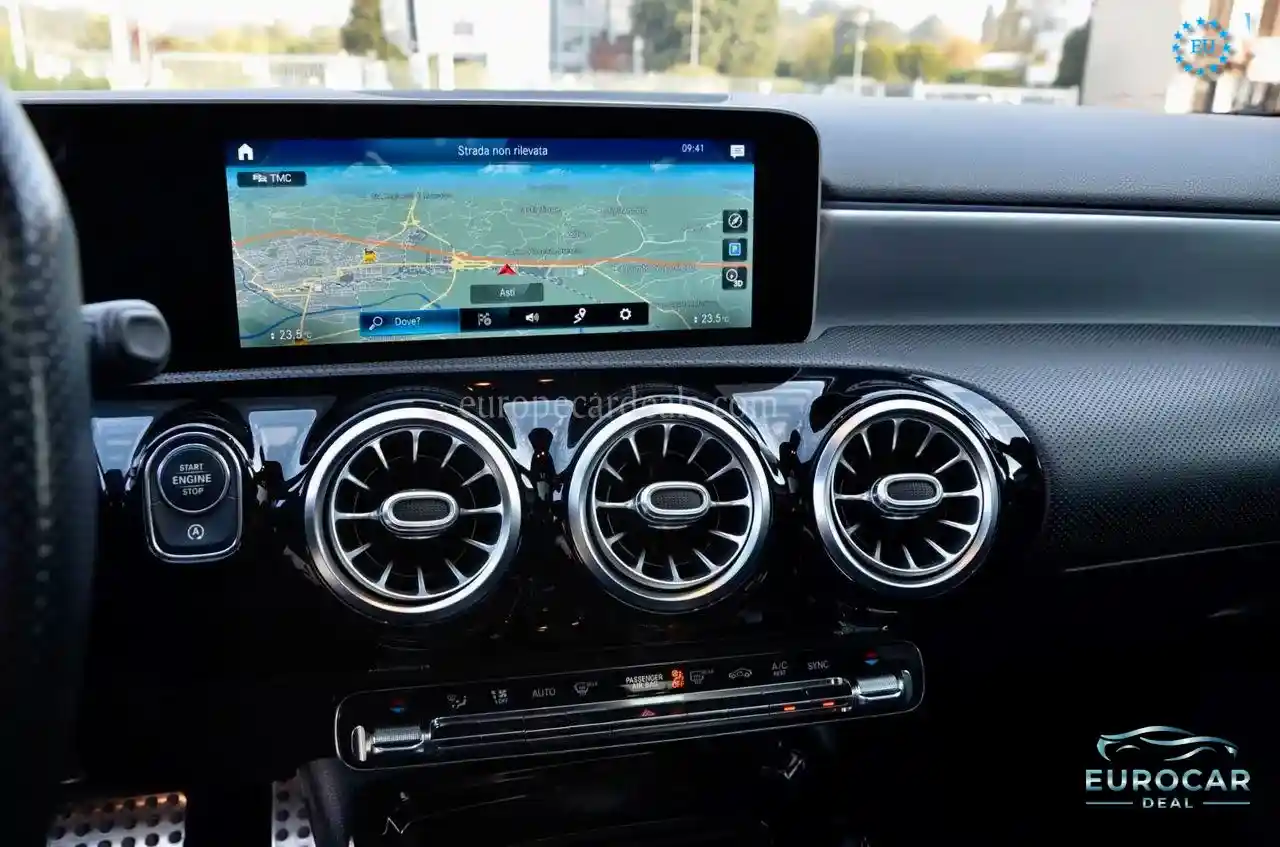 Mercedes-Benz A 35 AMG