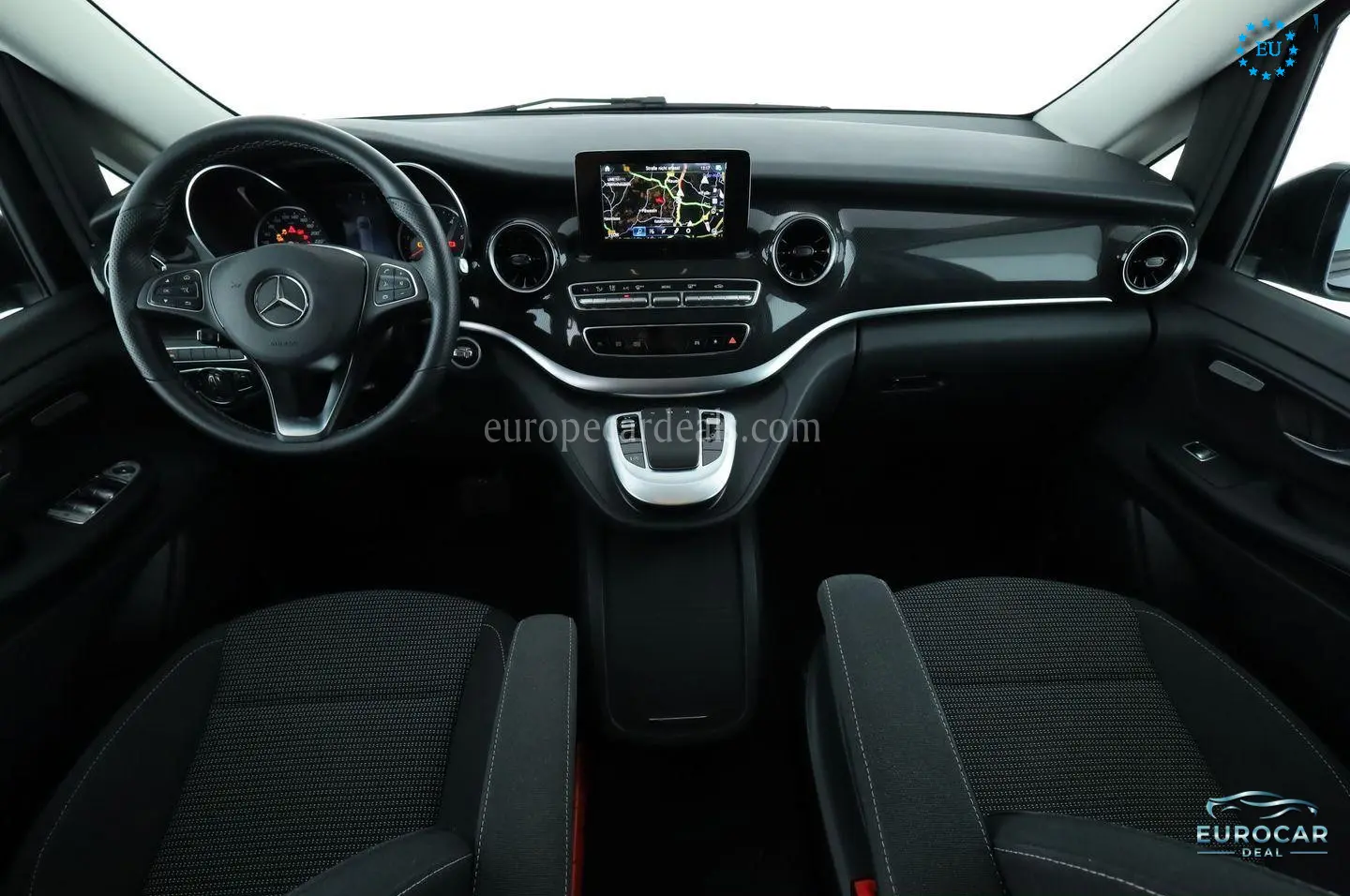 Mercedes-Benz V 220