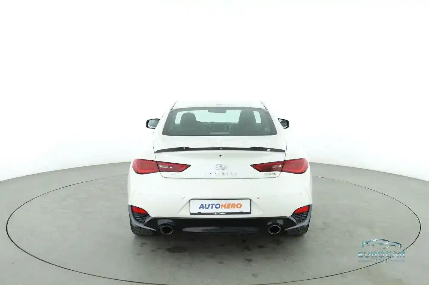 Infiniti Q60