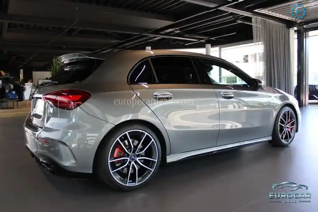 Mercedes-Benz A 35 AMG
