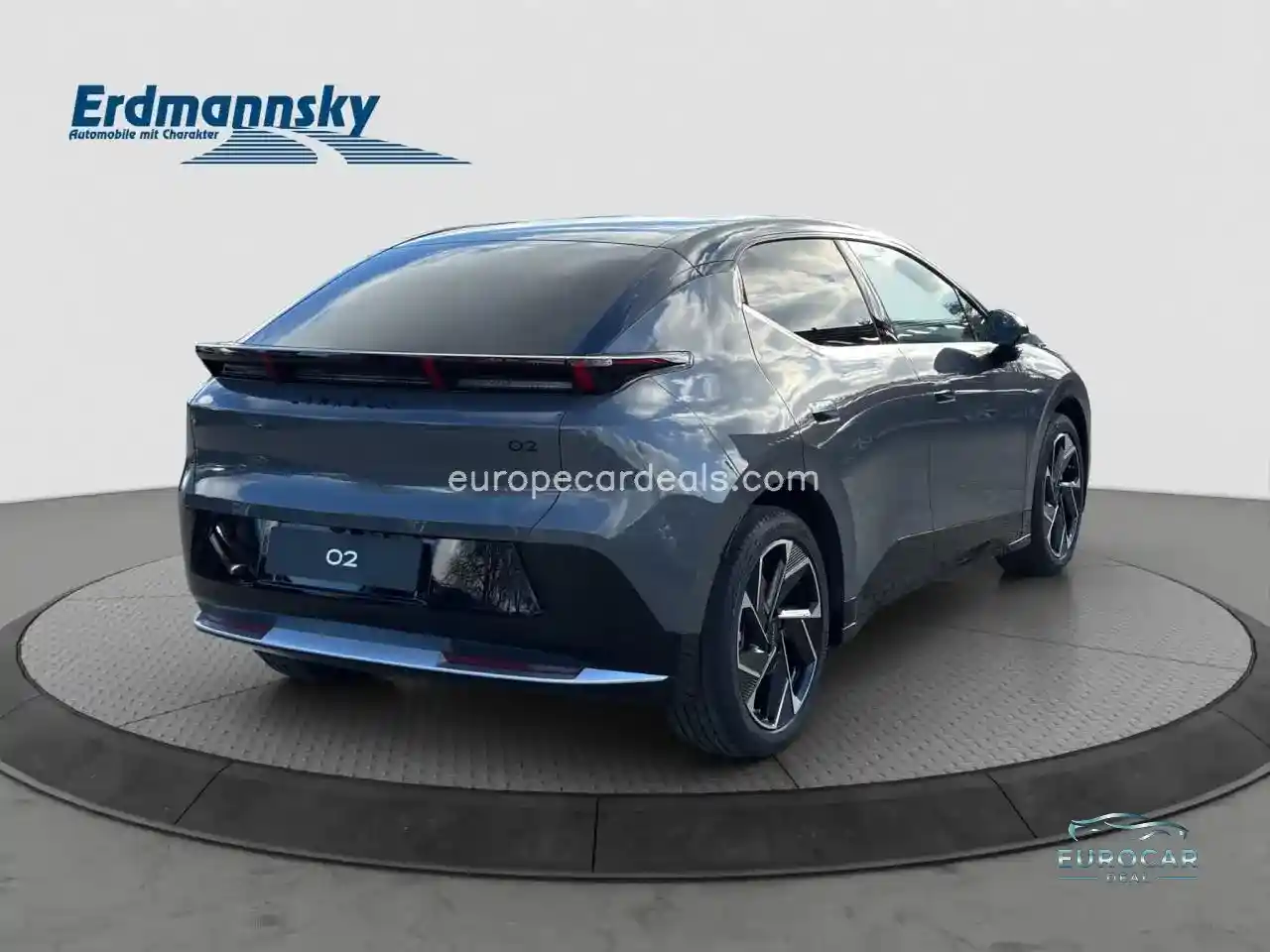 Lynk&Co 02