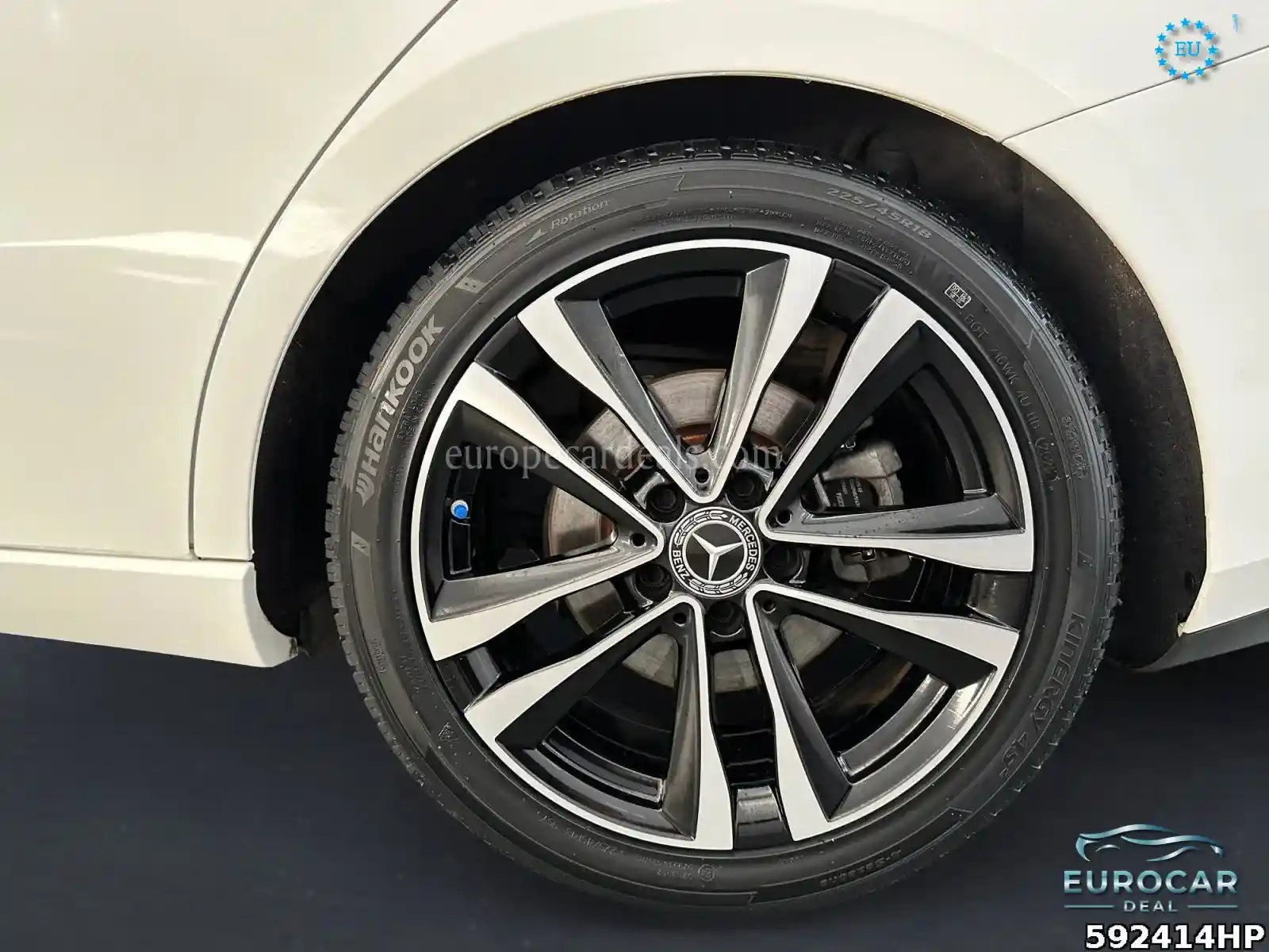 Mercedes-Benz B 220