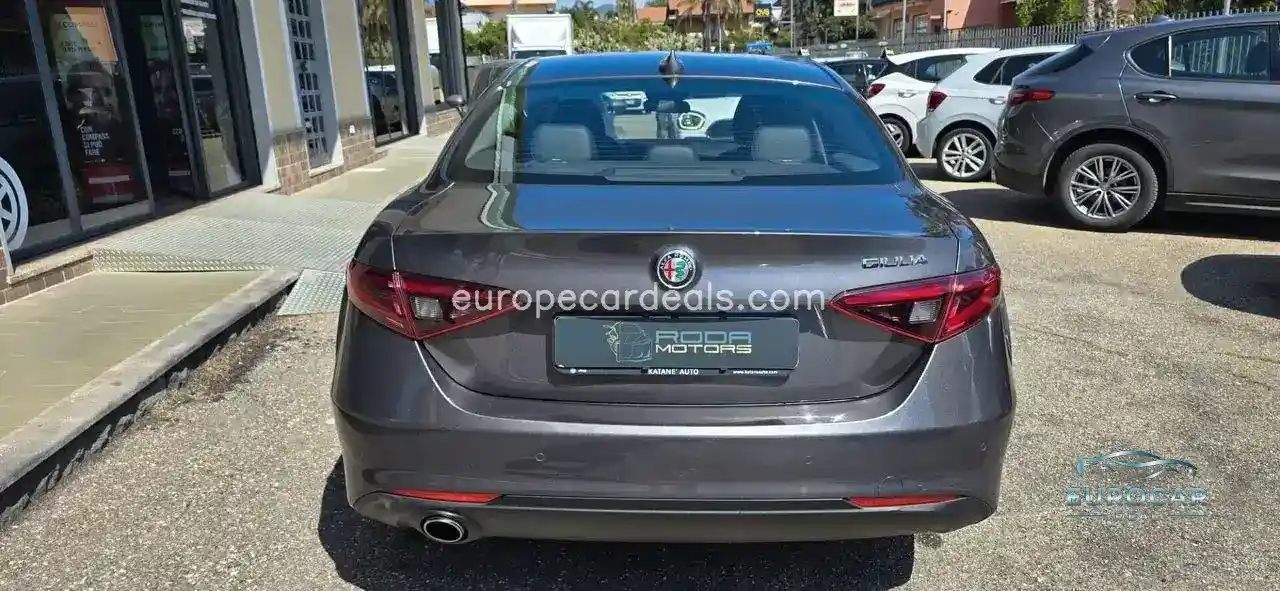 Alfa Romeo Giulia