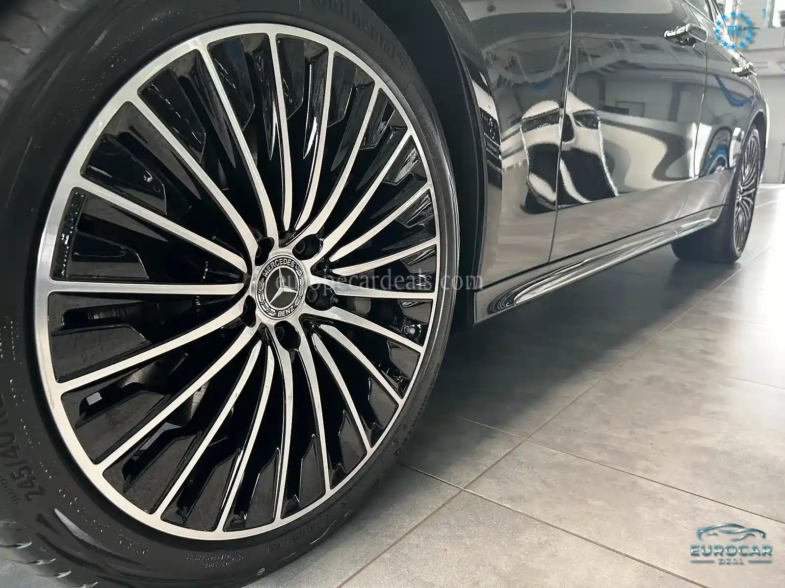 Mercedes-Benz E 200