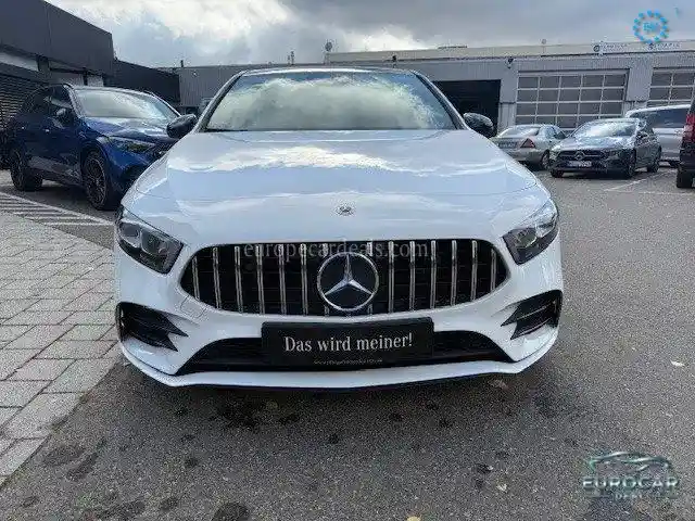 Mercedes-Benz A 35 AMG