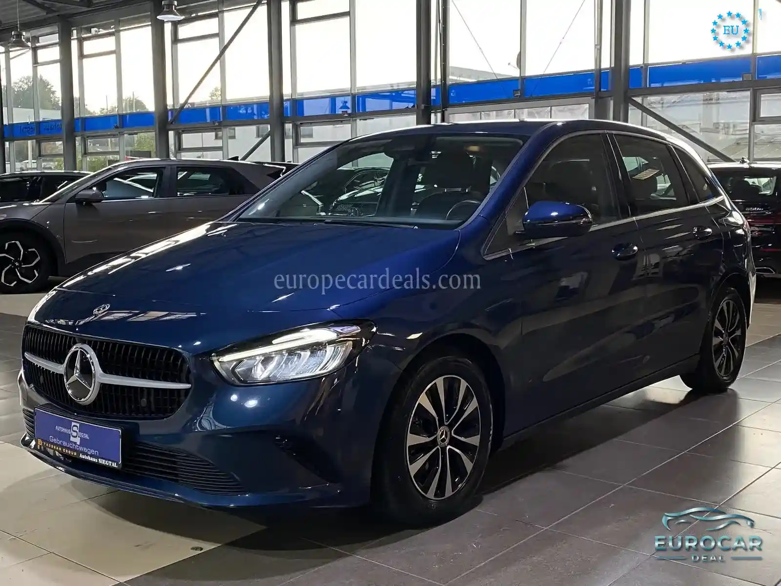 Mercedes-Benz B 180