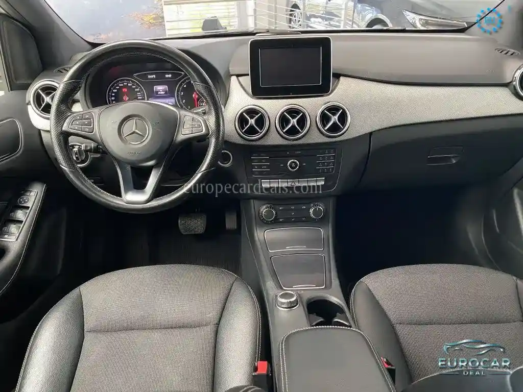 Mercedes-Benz B 200