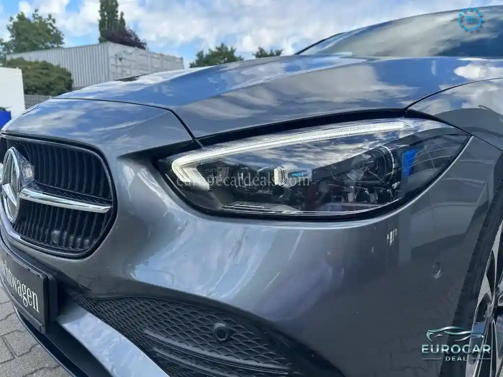 Mercedes-Benz C 220