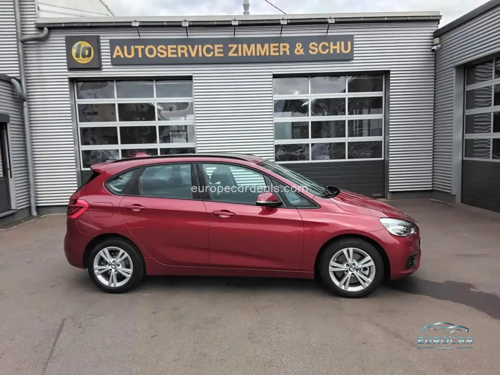 BMW 225