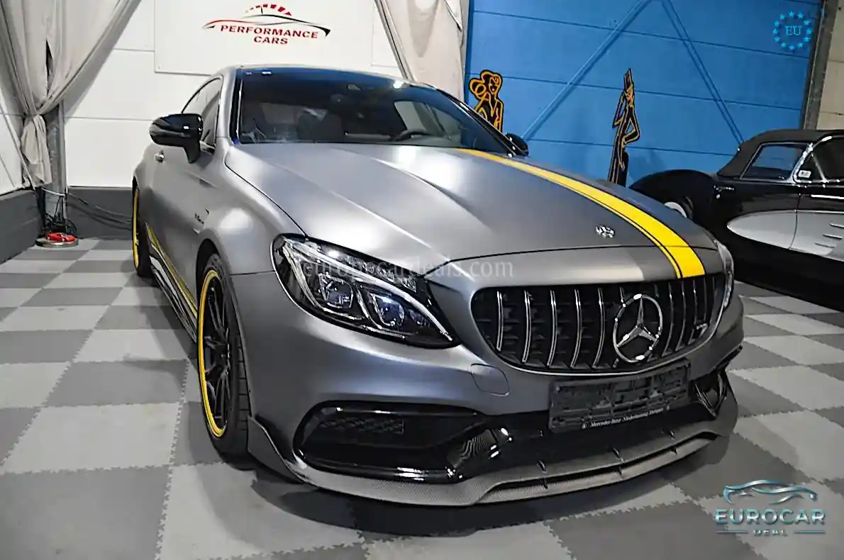 Mercedes-Benz C 63 AMG