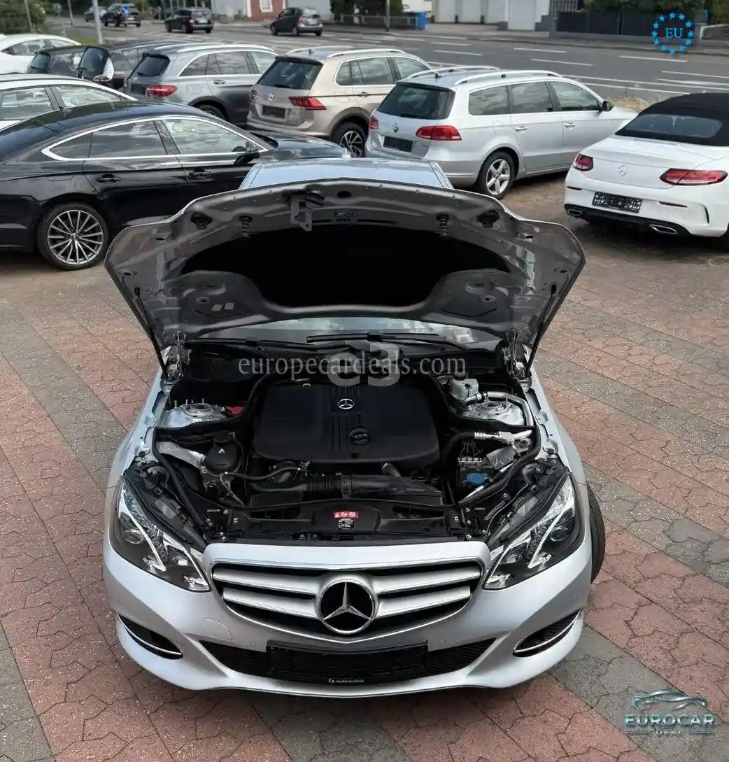 Mercedes-Benz E 220