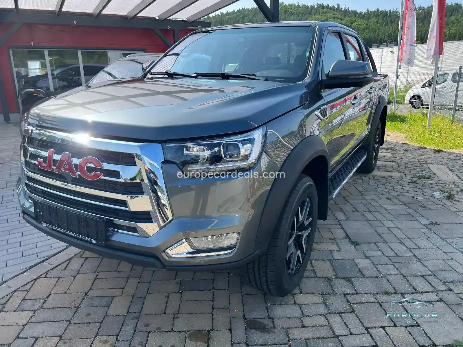 JAC 8 Pro