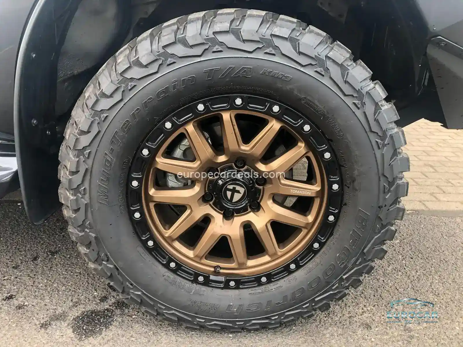 Double Cab 4×4 V-Cross MT +Offroad+Winde+