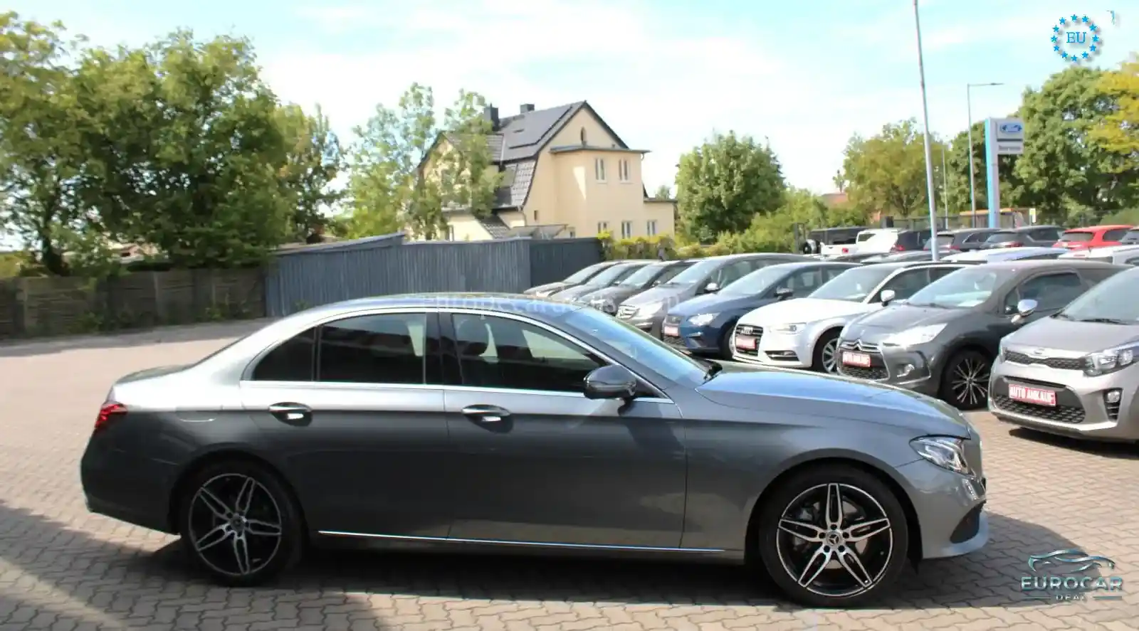 Mercedes-Benz E 200