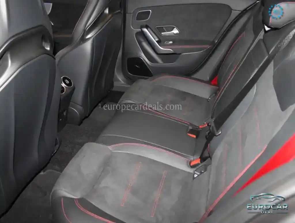 Mercedes-Benz A 45 AMG