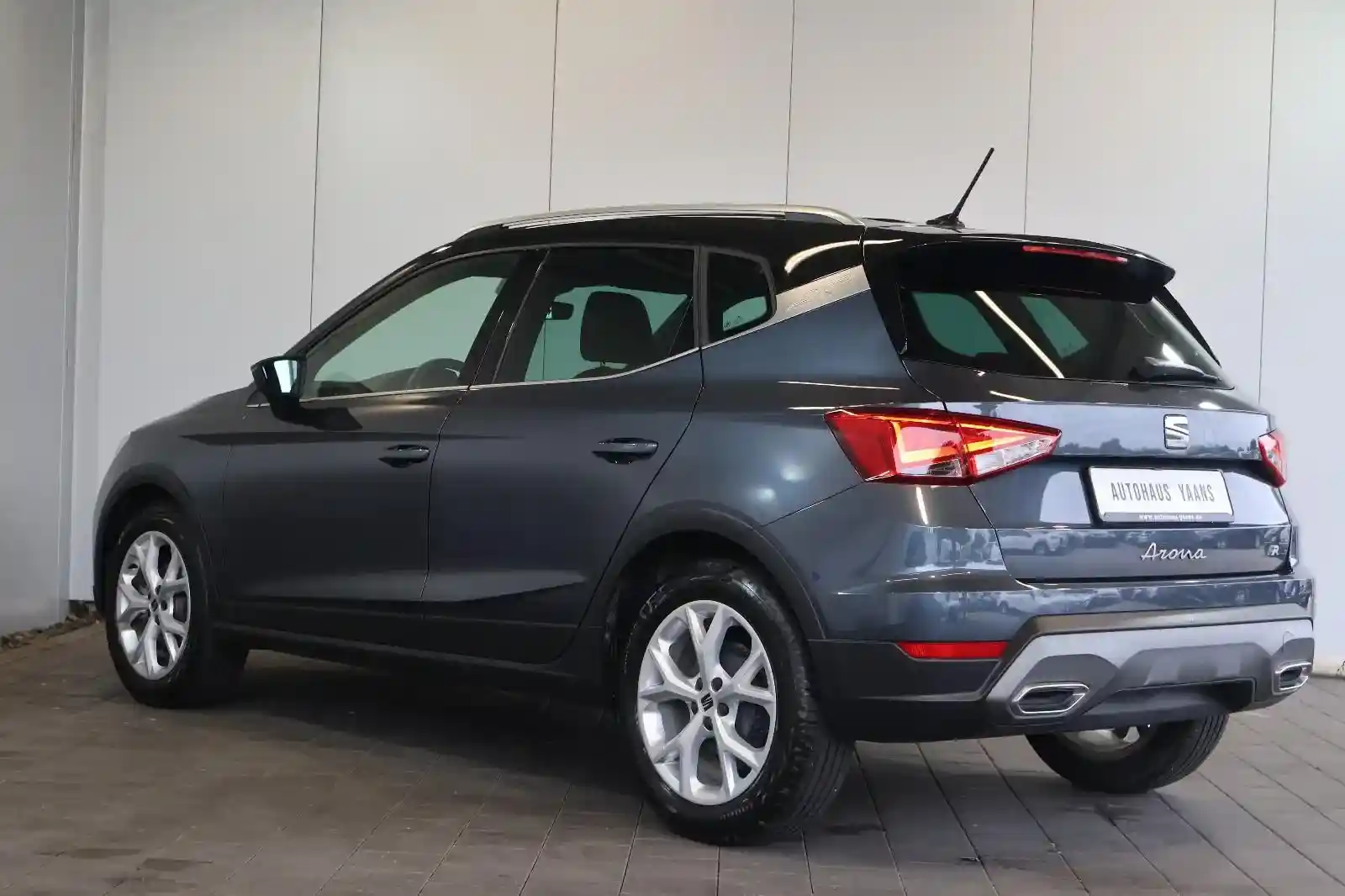 Seat Arona