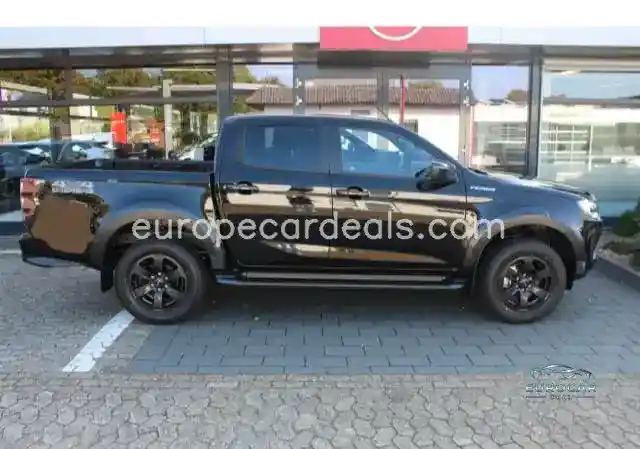 4×4 Double Cab V-CROSS Automatik
