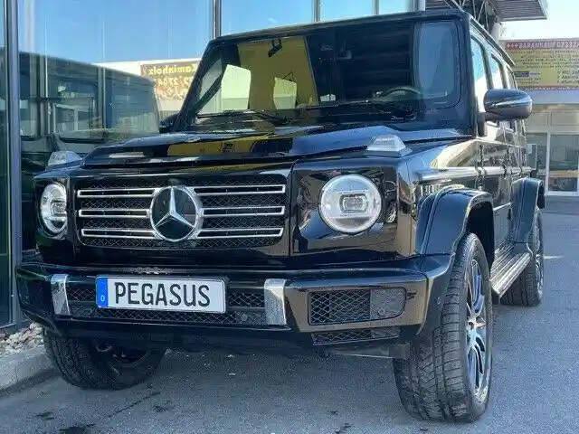 Mercedes-Benz G 500