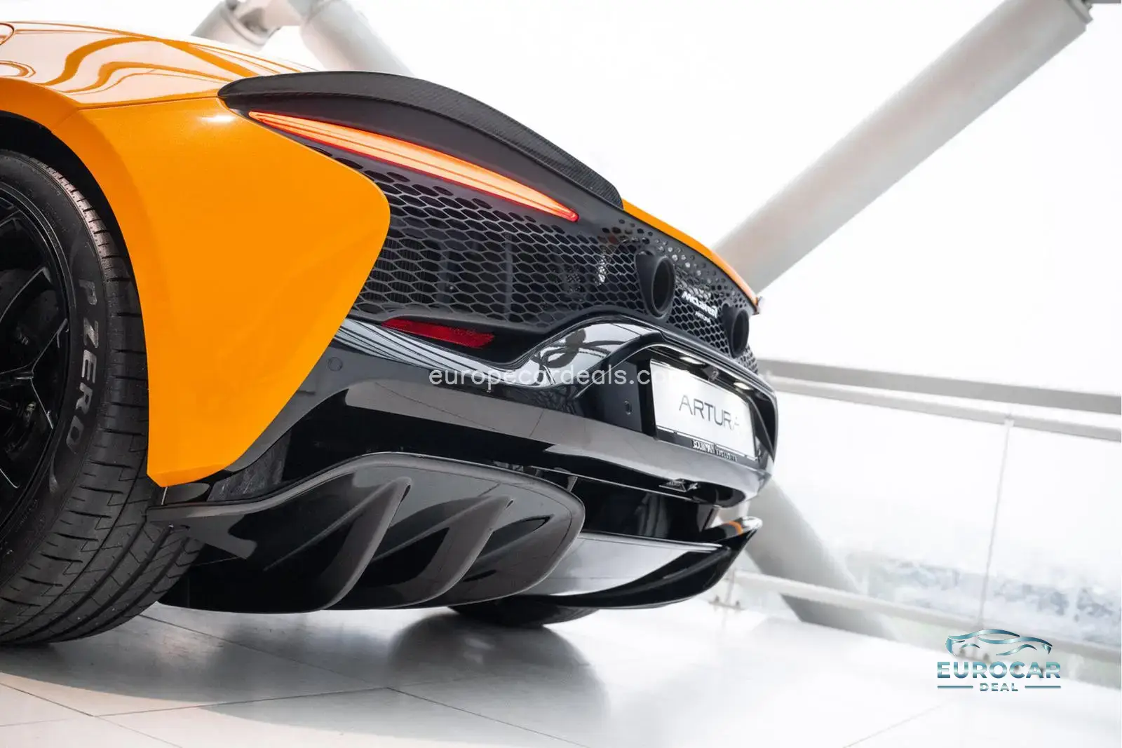 McLaren Artura