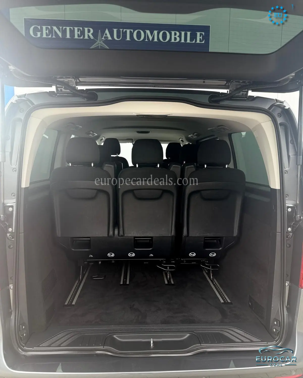 Mercedes-Benz V 220