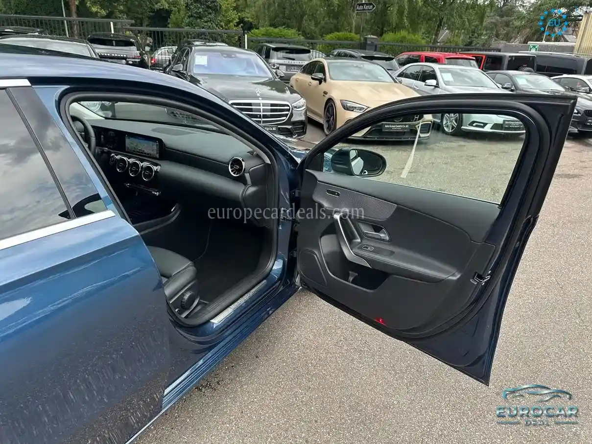 Mercedes-Benz A 200