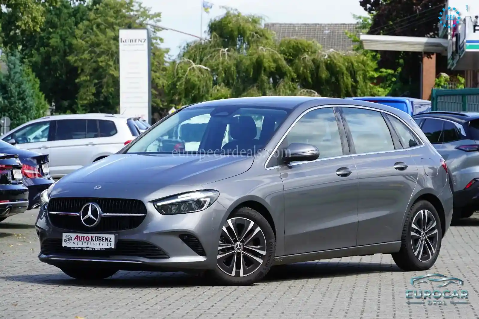 Mercedes-Benz B 200
