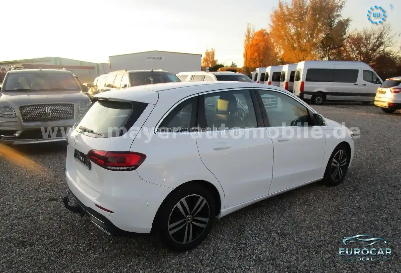 Mercedes-Benz B 180