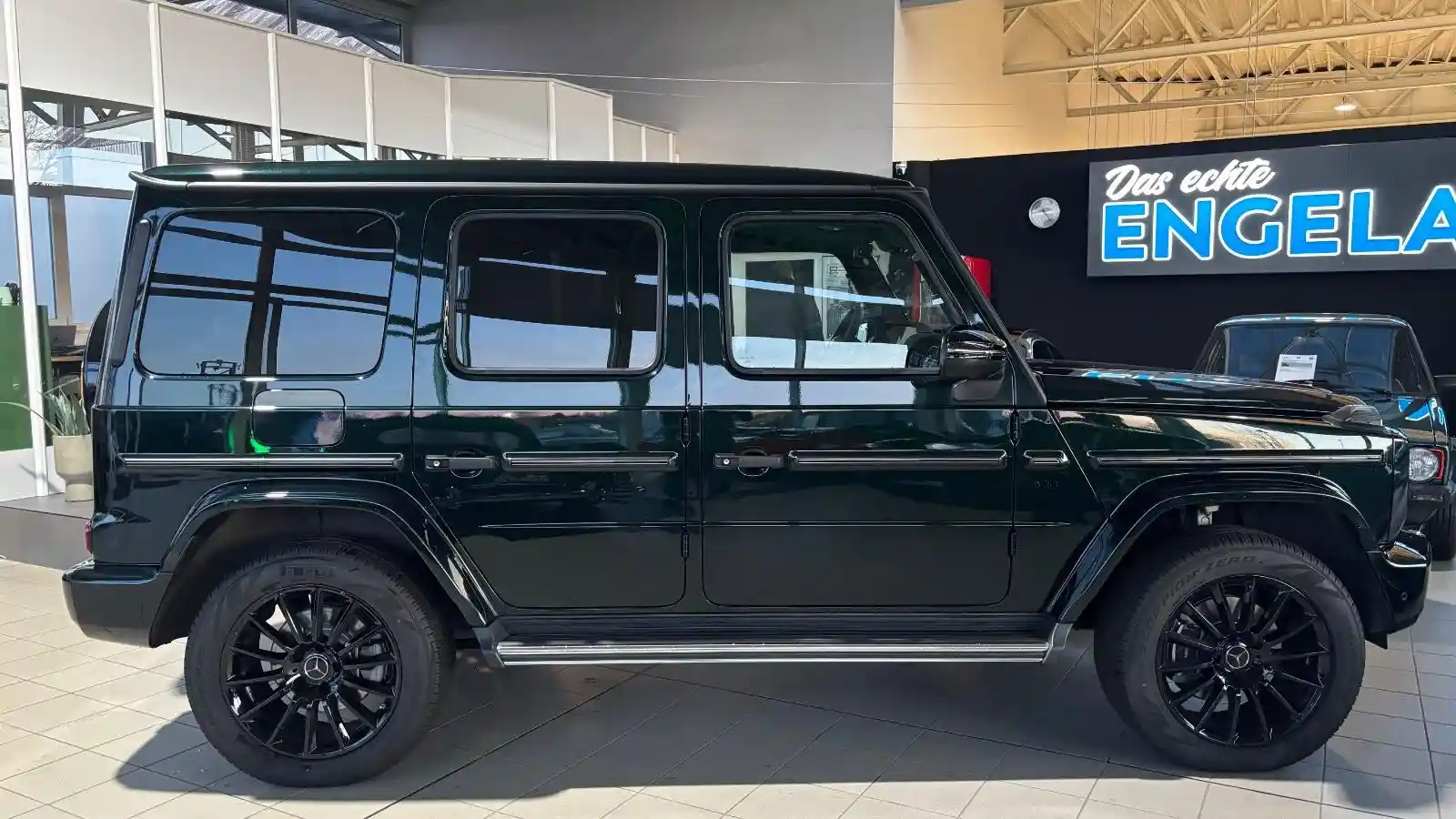 Mercedes-Benz G 500