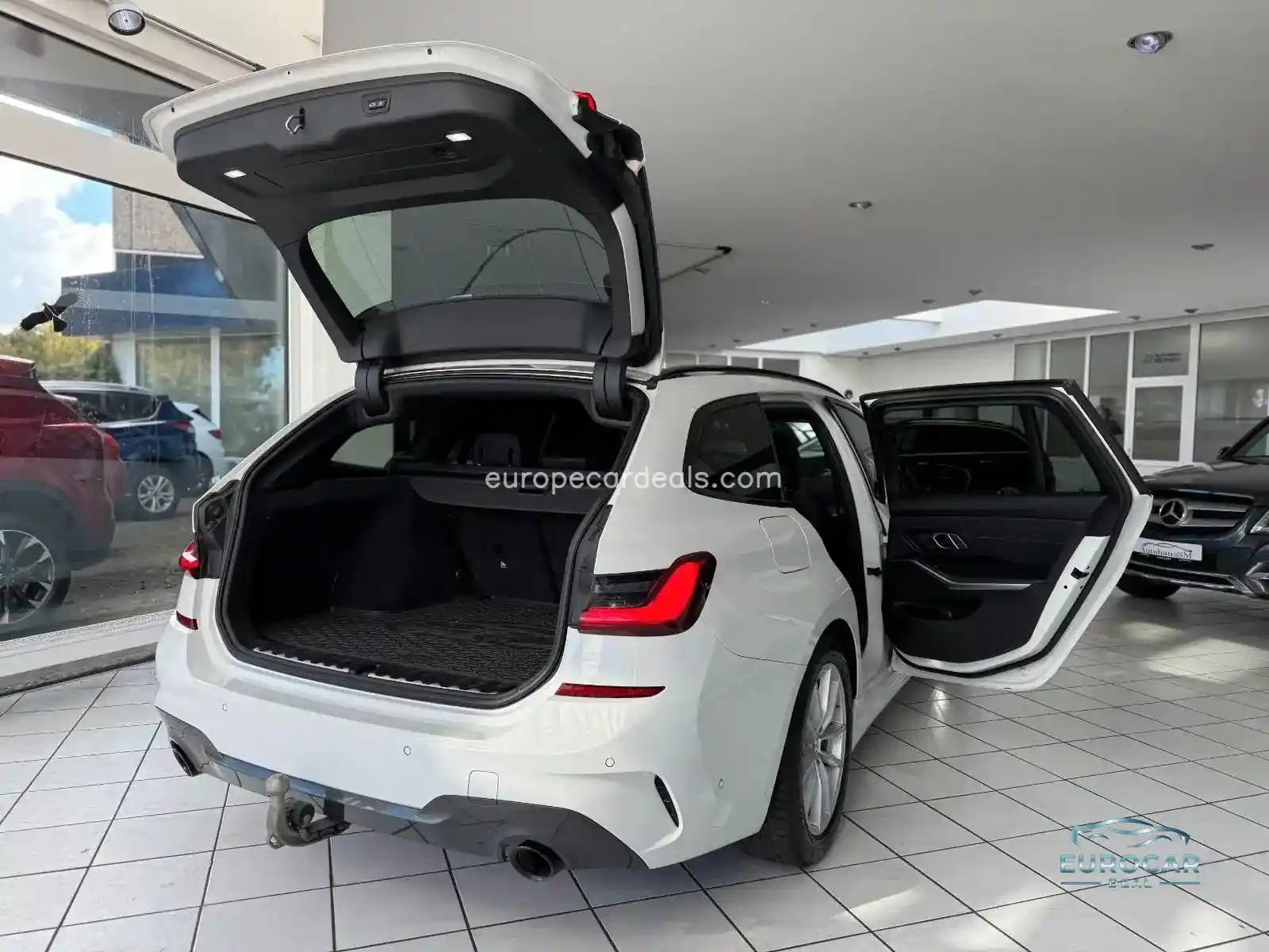 BMW 330